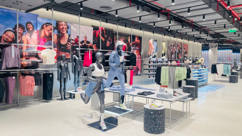 NIke, Mall of Asia, Bangalore